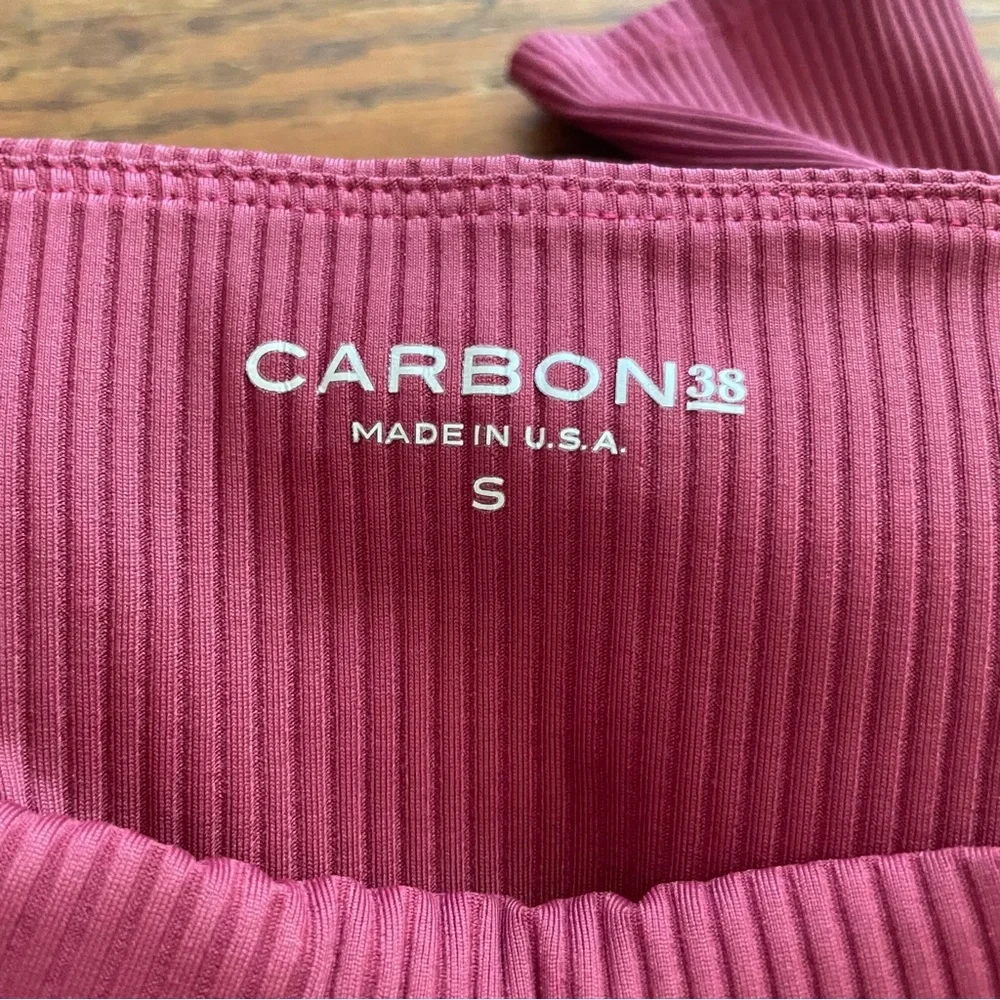 Carbon38 Red Leggings Slim Fit size small - Picture 3 of 5